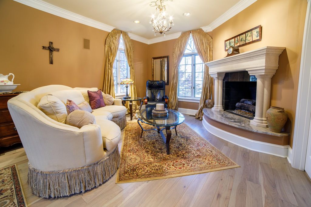 Sprawling 24 Acre Luxury Retreat in Serene Manheim Pennsylvania A Resort Style Oasis Asking 3.85 Million 20