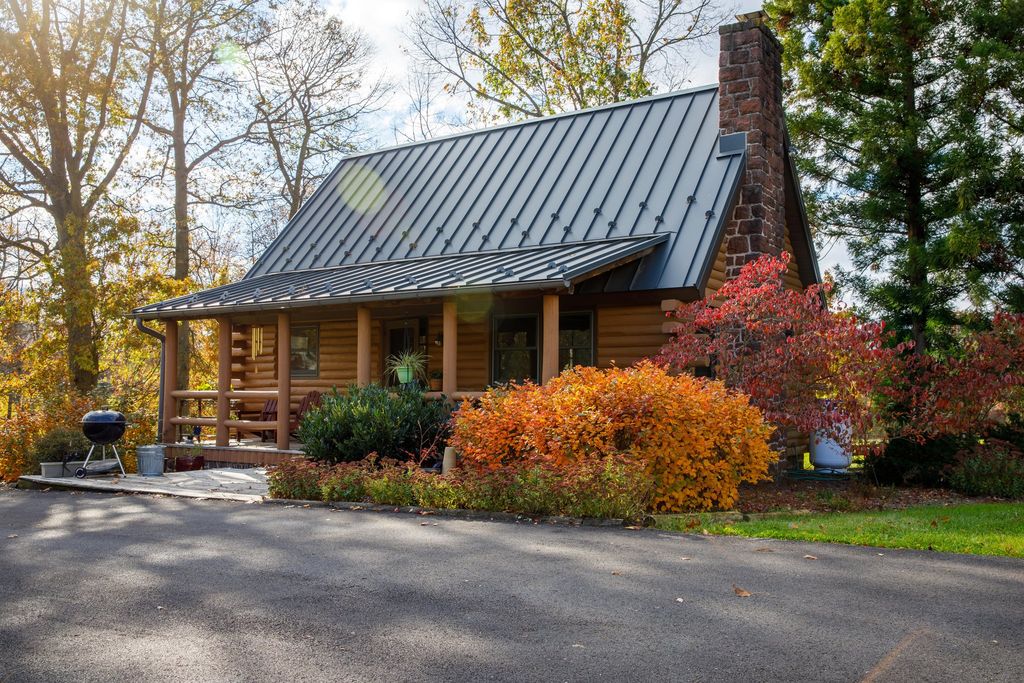 Sprawling 24 Acre Luxury Retreat in Serene Manheim Pennsylvania A Resort Style Oasis Asking 3.85 Million 30