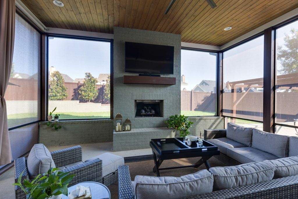 Stunning Custom Built Home by Carbine in Franklin Tennessee Priced at 2.49 Million 15