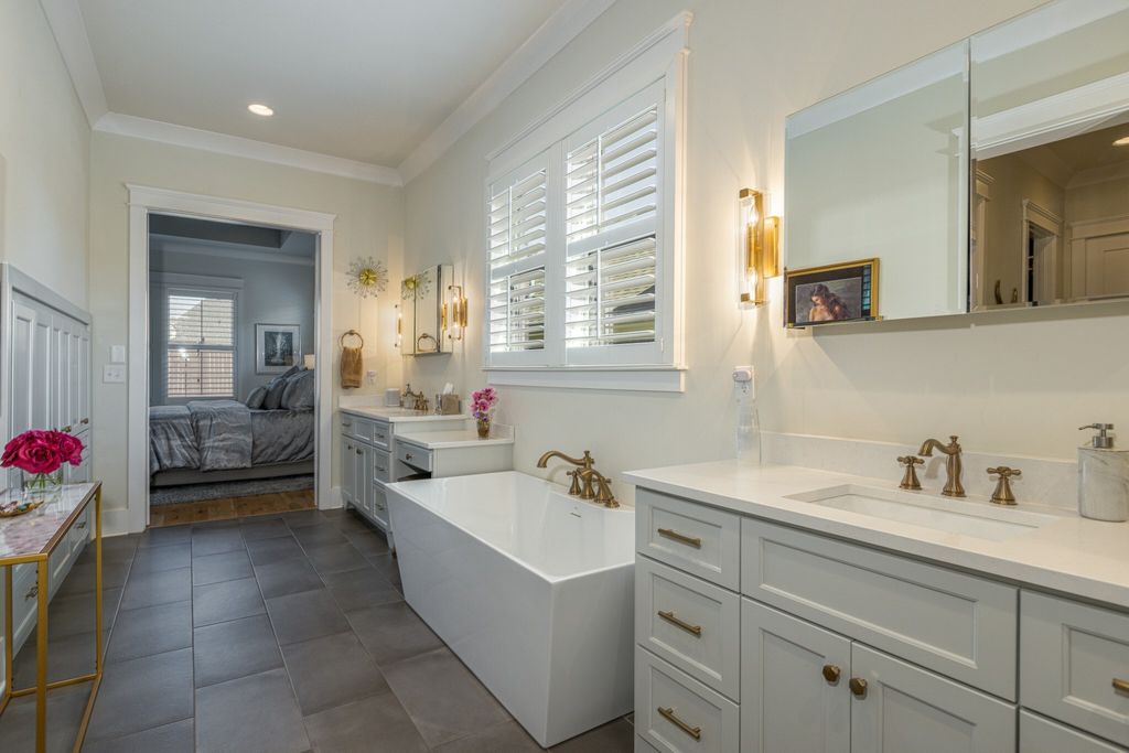 Stunning Custom Built Home by Carbine in Franklin Tennessee Priced at 2.49 Million 23