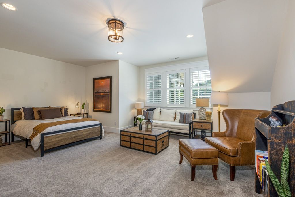 Stunning Custom Built Home by Carbine in Franklin Tennessee Priced at 2.49 Million 33