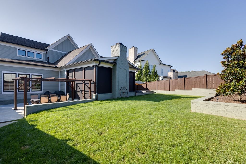 Stunning Custom Built Home by Carbine in Franklin Tennessee Priced at 2.49 Million 40