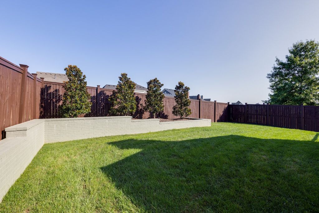 Stunning Custom Built Home by Carbine in Franklin Tennessee Priced at 2.49 Million 43