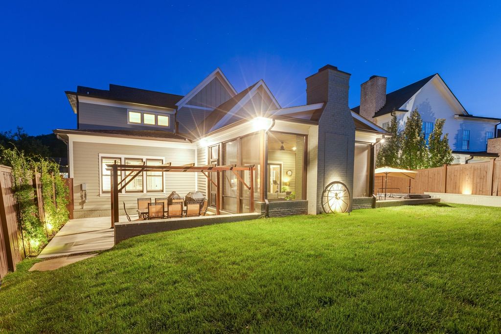 Stunning Custom Built Home by Carbine in Franklin Tennessee Priced at 2.49 Million 47