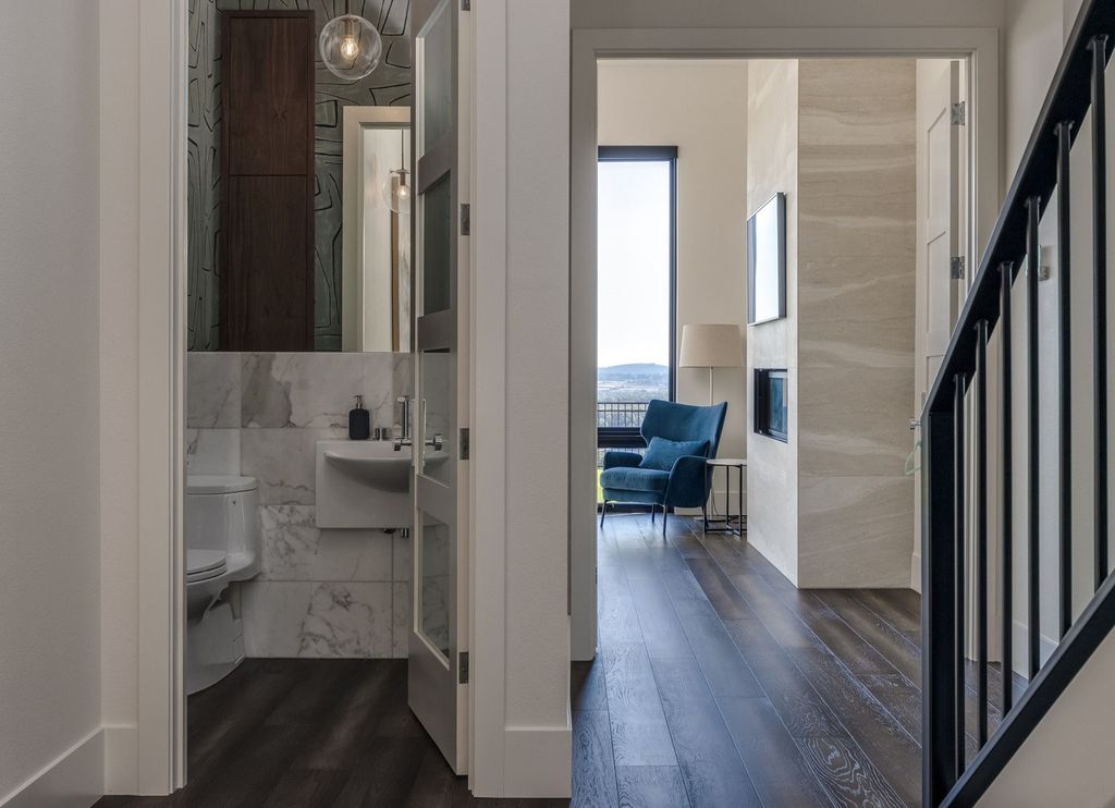 Sweeping Vistas C. Thompson Constructions Masterpiece in Camas Washington for 2.89 Million 20