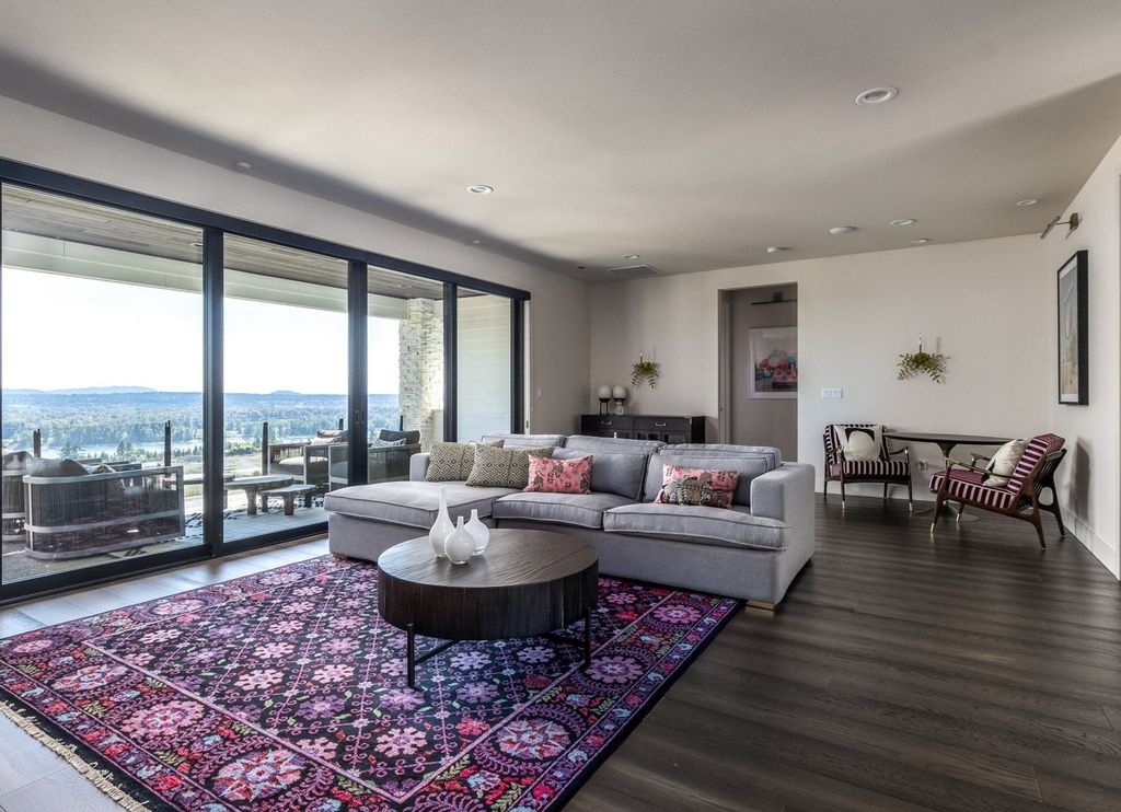 Sweeping Vistas C. Thompson Constructions Masterpiece in Camas Washington for 2.89 Million 27