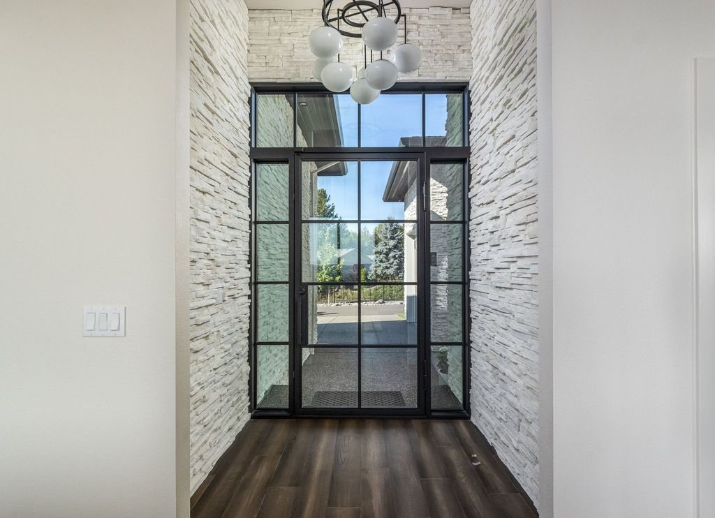 Sweeping Vistas C. Thompson Constructions Masterpiece in Camas Washington for 2.89 Million 4