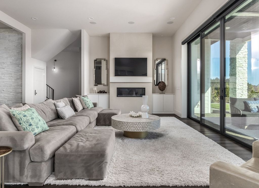 Sweeping Vistas C. Thompson Constructions Masterpiece in Camas Washington for 2.89 Million 7