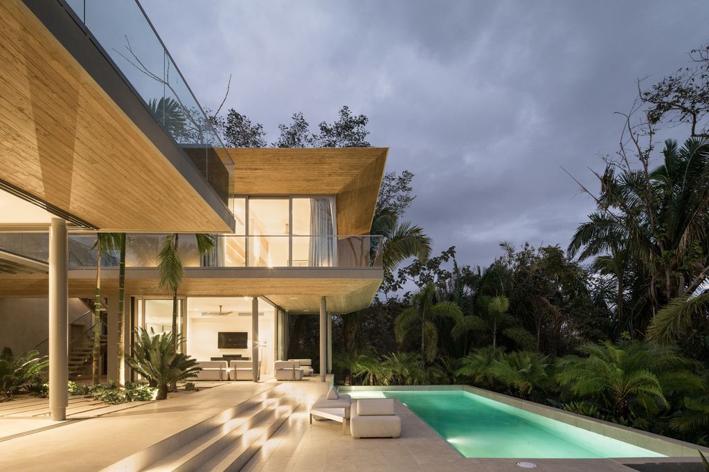 The Courtyard House, Symphony of Sustainable Elegance by Studio Saxe