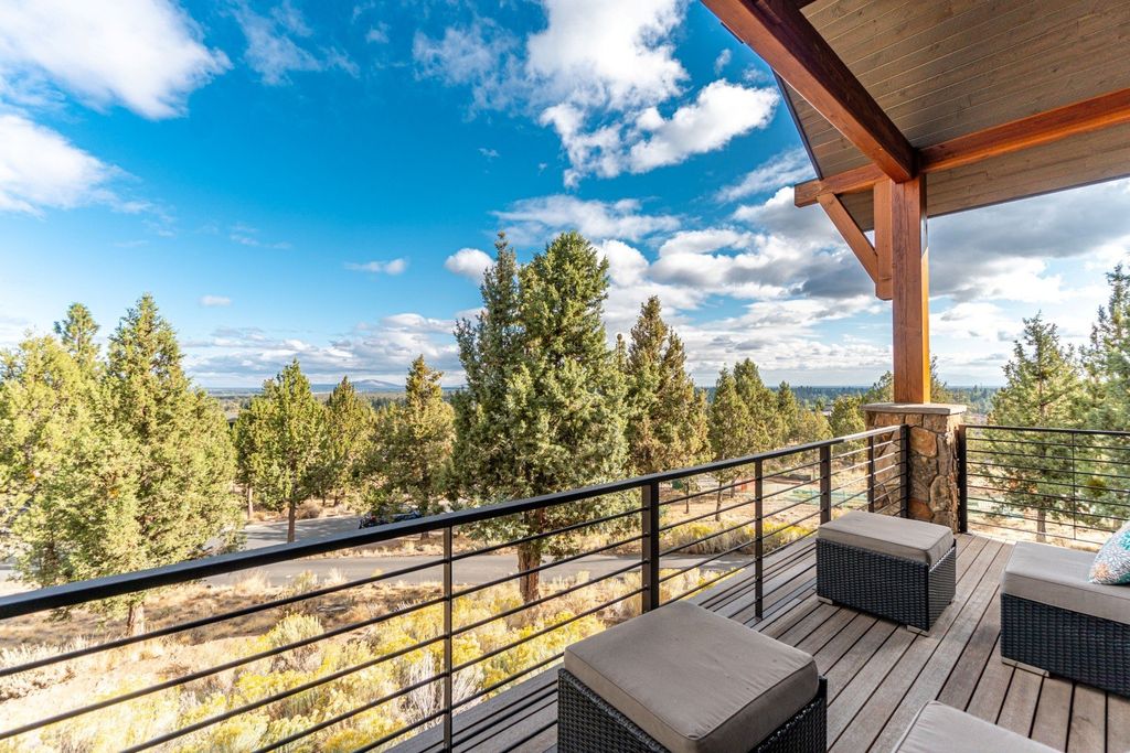 Tranquil Bend Oregon Home Nestled for 2.645 Million Embracing Serenity and Mountain Vistas 34