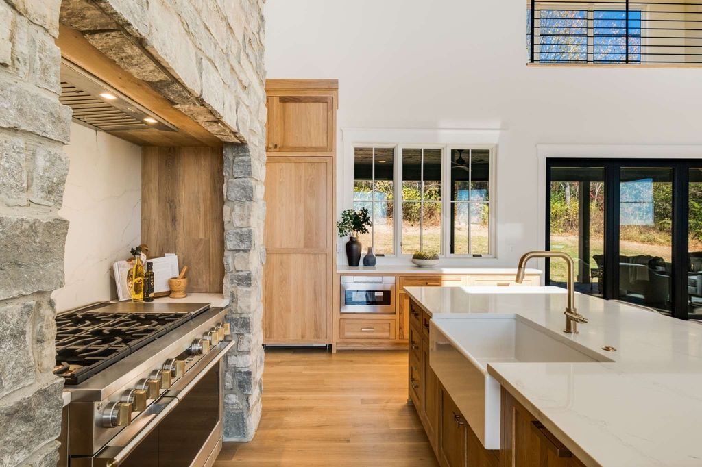 Unmatched Quality and Contemporary Elegance in Thompsons Station Tennessee Home Listed at 3199999 14