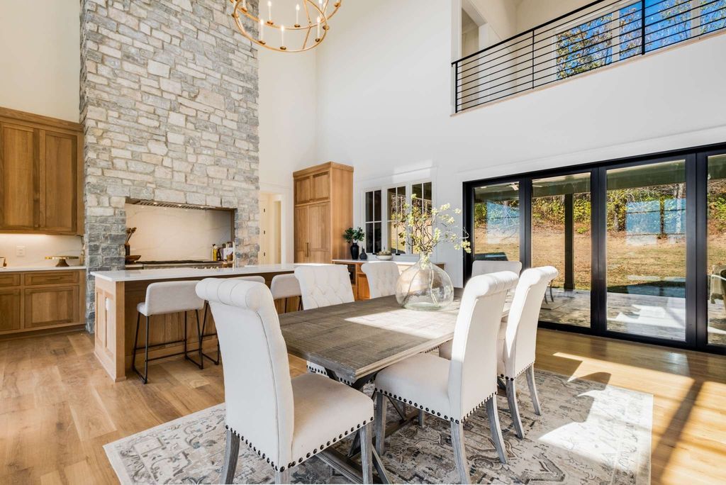 Unmatched Quality and Contemporary Elegance in Thompsons Station Tennessee Home Listed at 3199999 16