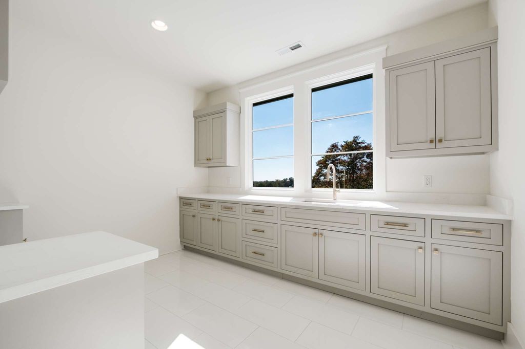 Unmatched Quality and Contemporary Elegance in Thompsons Station Tennessee Home Listed at 3199999 28