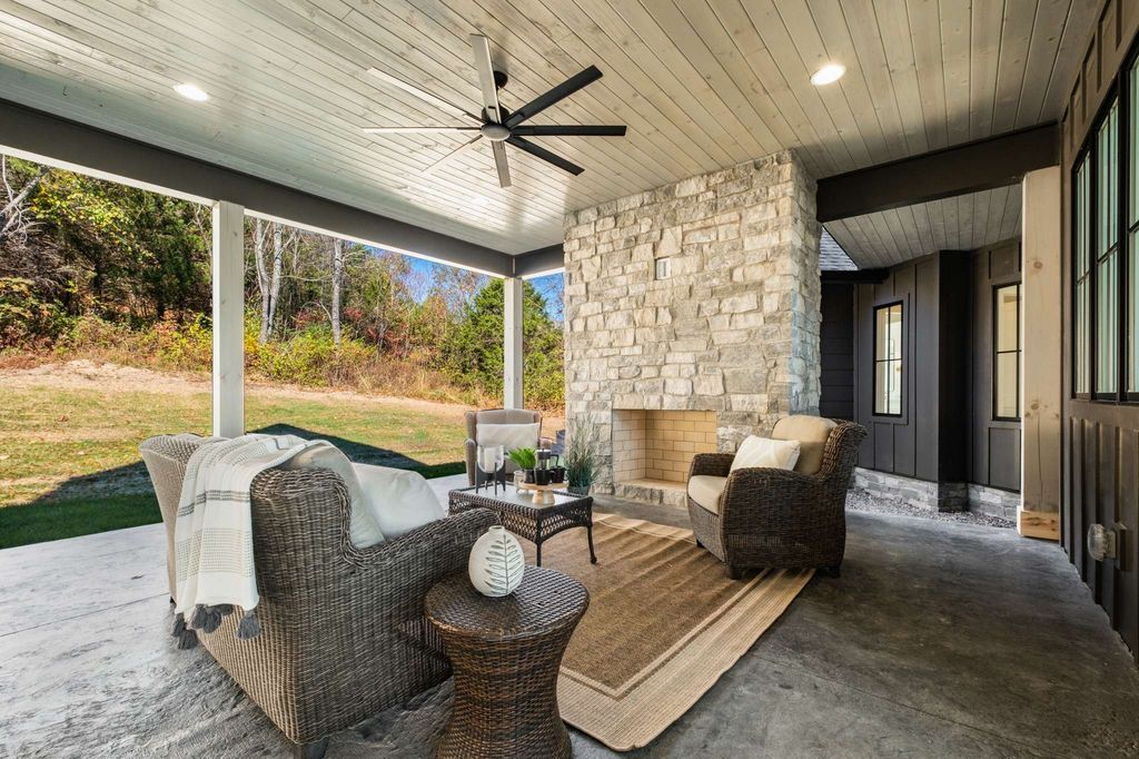 Unmatched Quality and Contemporary Elegance in Thompsons Station Tennessee Home Listed at 3199999 36