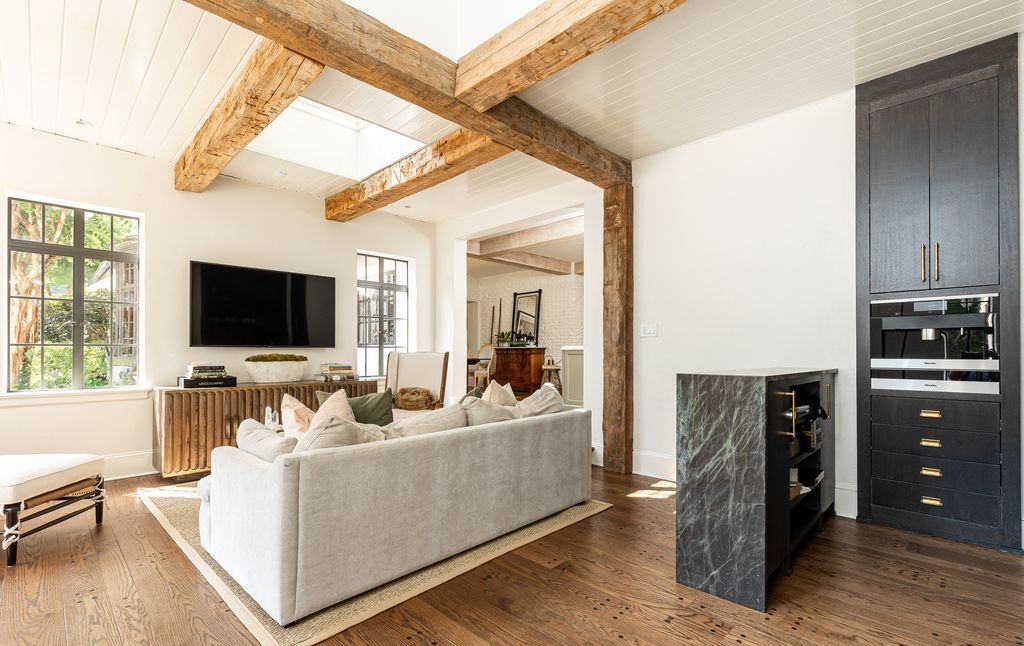 11.5 Million English Manor Estate Reimagined by Ladisic Fine Homes and Wolf Design Group in Atlanta Georgia 18