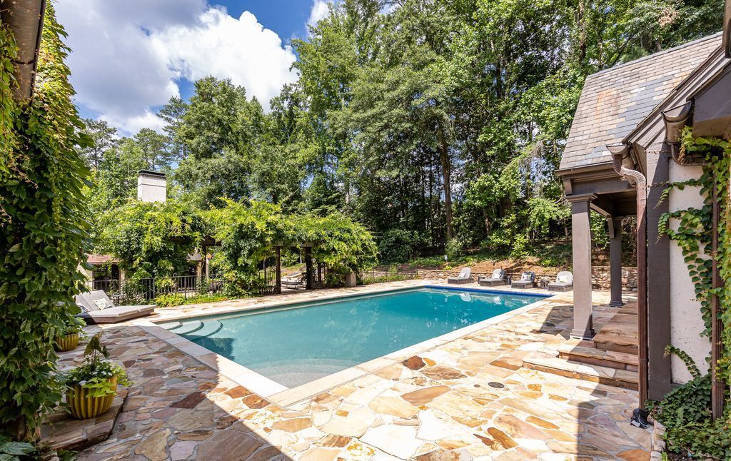 11.5 Million English Manor Estate Reimagined by Ladisic Fine Homes and Wolf Design Group in Atlanta Georgia 35