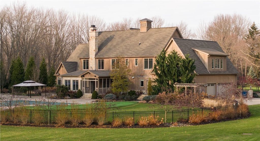 2.1M Estate A Serene Haven with Outdoor Opulence in Ohio 3