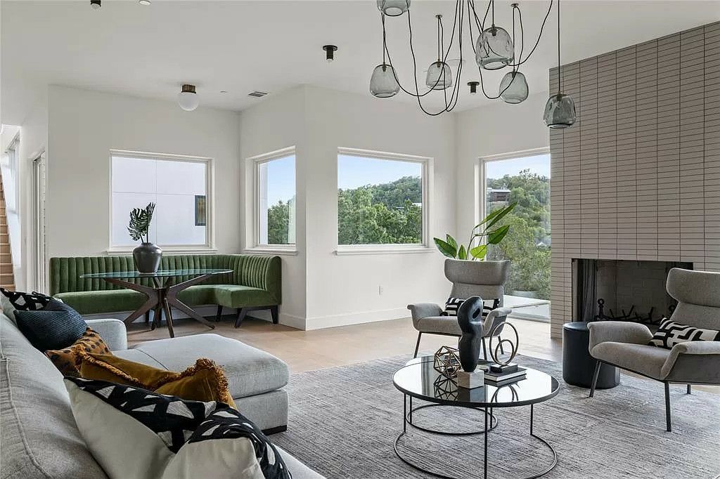 201 Redbud Trl Austin TX 78746 22