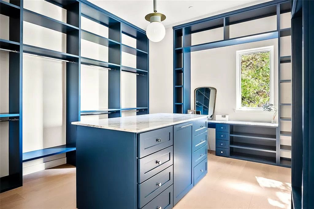 201 Redbud Trl Austin TX 78746 28