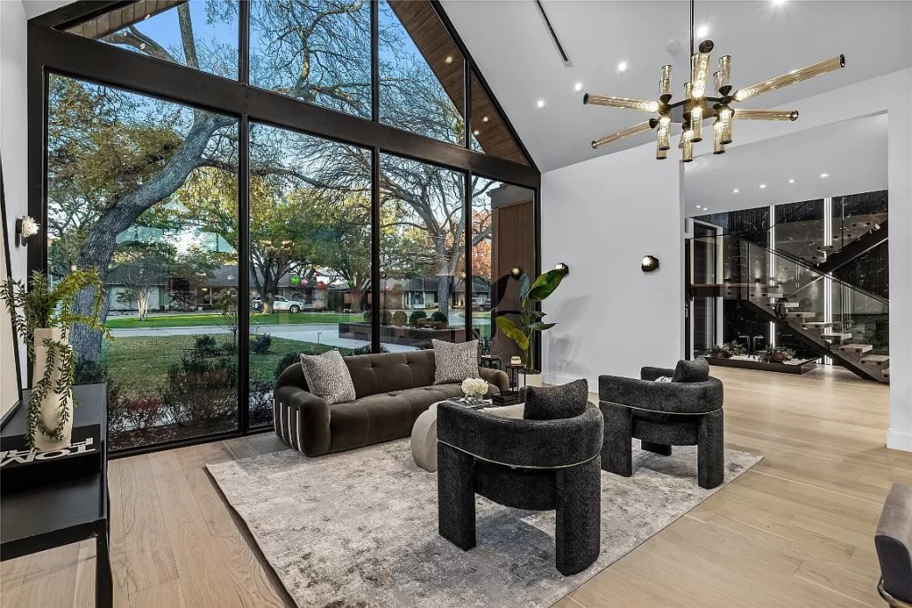 4632 Nashwood Ln Dallas TX 75244 11