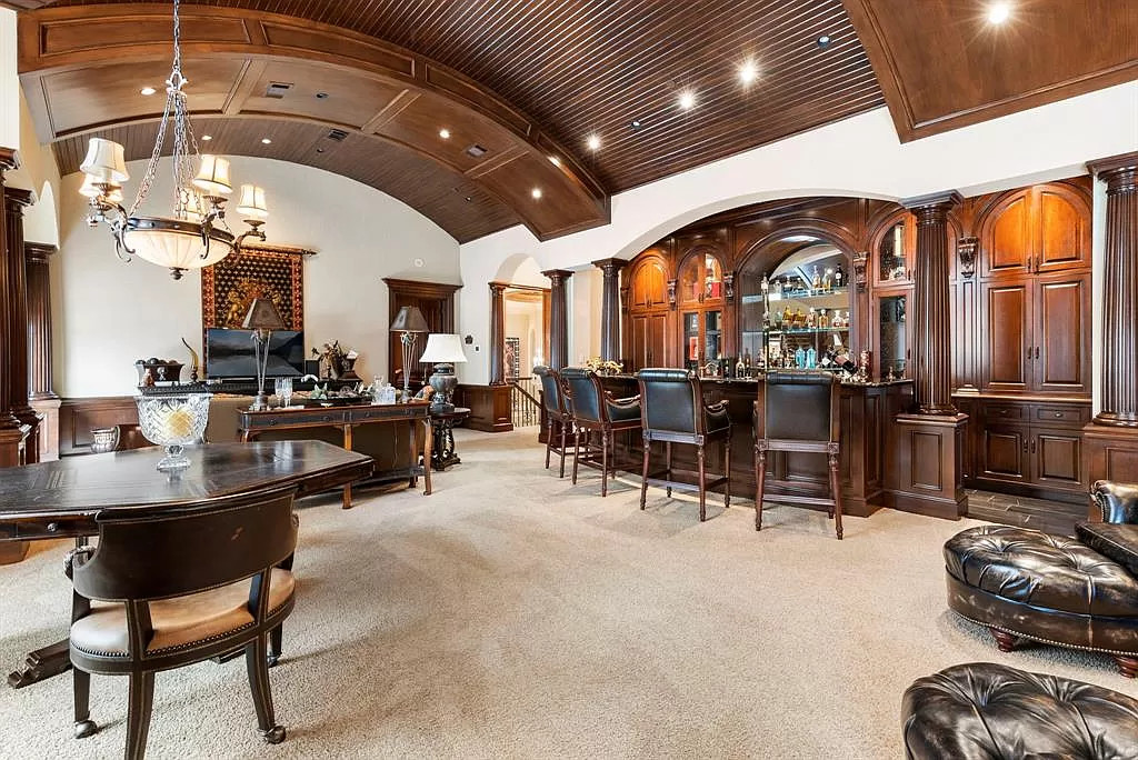 88 W Grand Regency Cir The Woodlands TX 77382 12