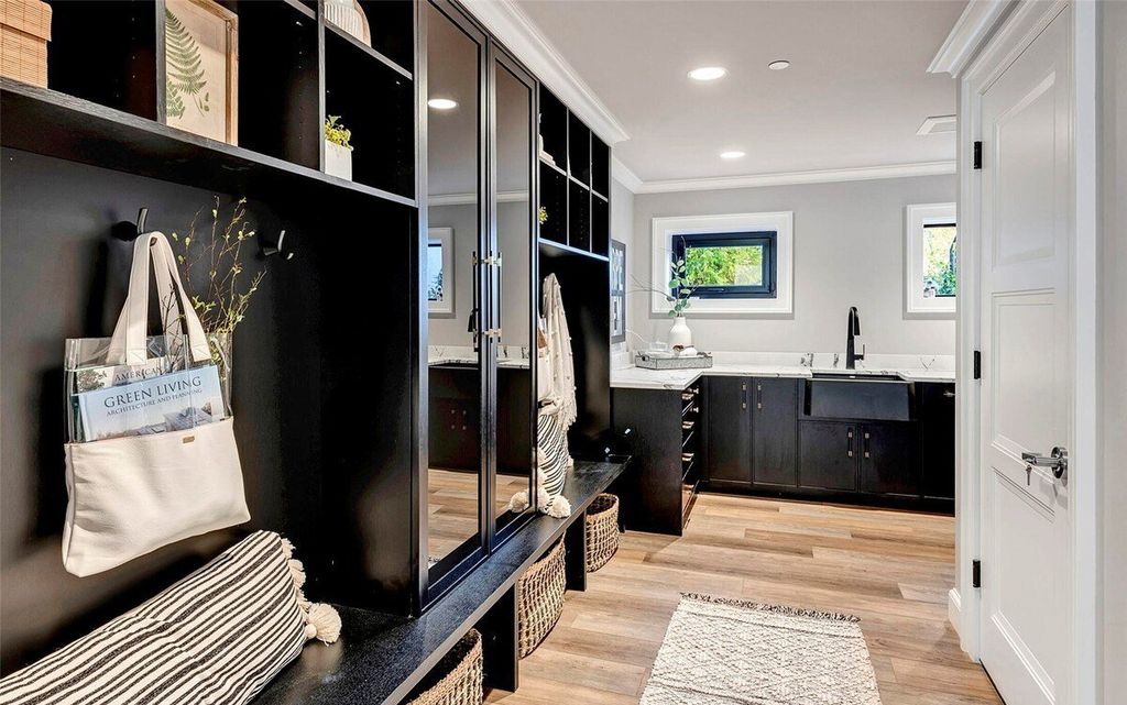 A 23 Million Architectural Masterpiece of Unrivaled Craftsmanship and Style in Medina Washington 28