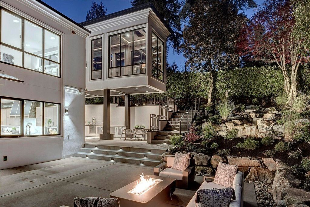 A 23 Million Architectural Masterpiece of Unrivaled Craftsmanship and Style in Medina Washington 37