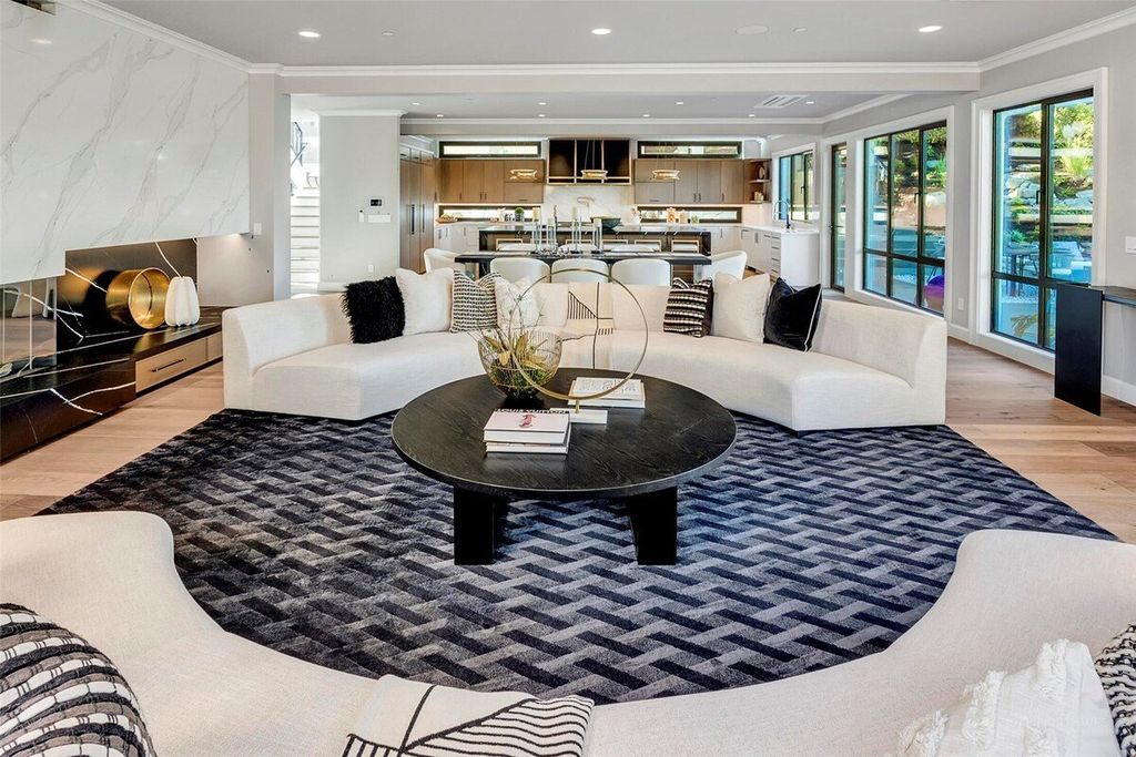 A 23 Million Architectural Masterpiece of Unrivaled Craftsmanship and Style in Medina Washington 4