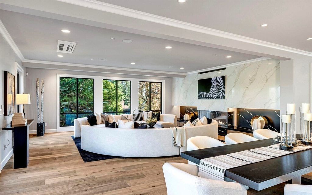 A 23 Million Architectural Masterpiece of Unrivaled Craftsmanship and Style in Medina Washington 5