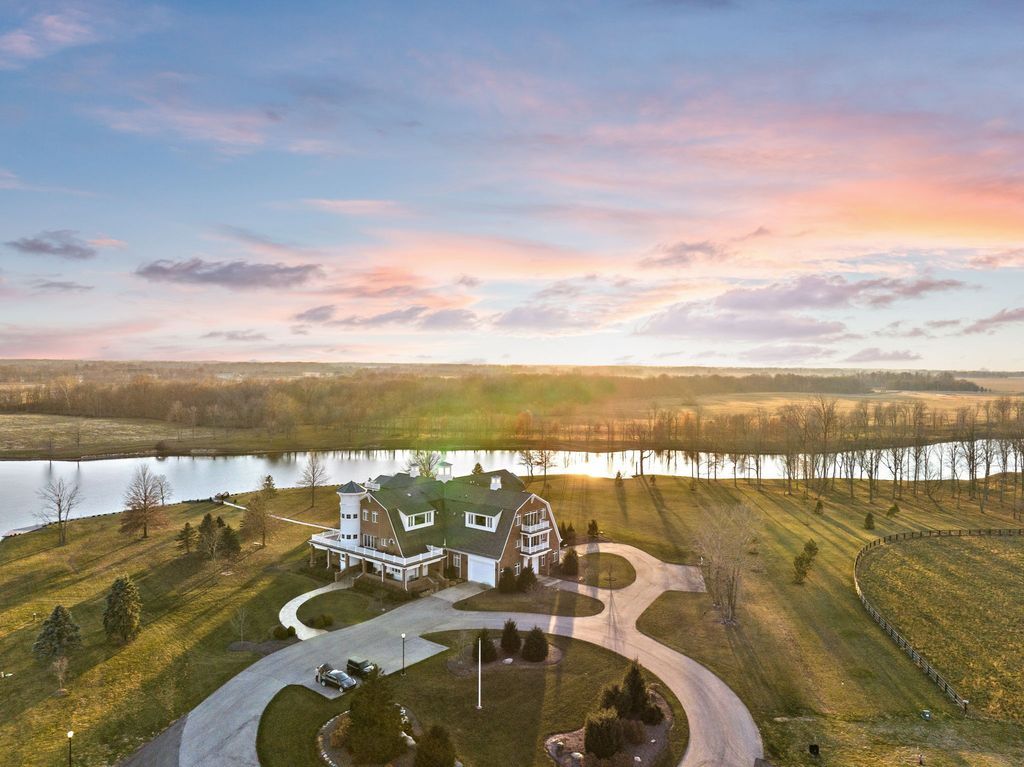 A Captivating Retreat in Indiana Seamlessly Blending Magic and Contemporary Living Offered at 7.9 Million 1