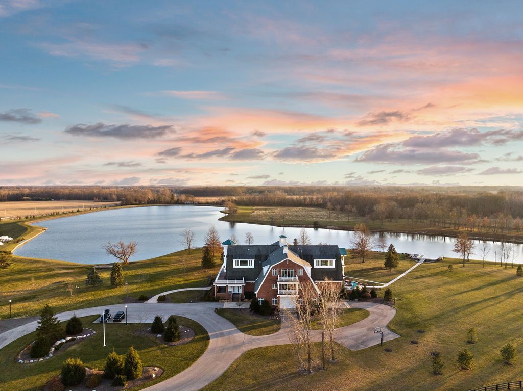 A Captivating Retreat in Indiana Seamlessly Blending Magic and Contemporary Living Offered at 7.9 Million 2