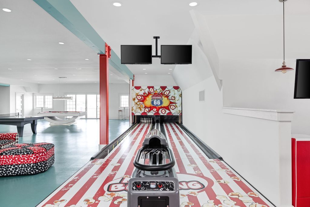 A Captivating Retreat in Indiana Seamlessly Blending Magic and Contemporary Living Offered at 7.9 Million 47