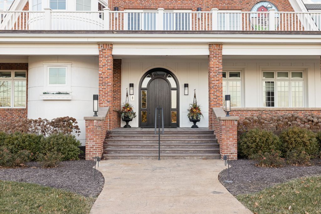 A Captivating Retreat in Indiana Seamlessly Blending Magic and Contemporary Living Offered at 7.9 Million 5