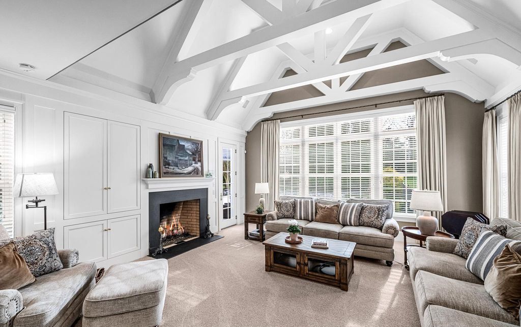 A Spectacular Devon Estate with Opulent Amenities Listed at 3.895 Million in Pennsylvania 34
