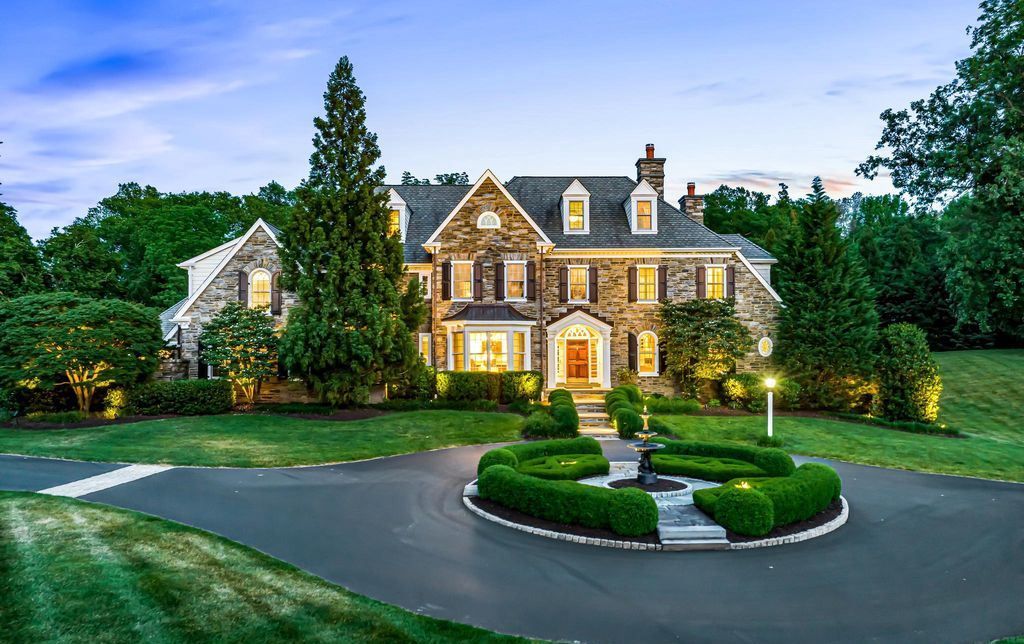 A Spectacular Devon Estate with Opulent Amenities Listed at 3.895 Million in Pennsylvania 5