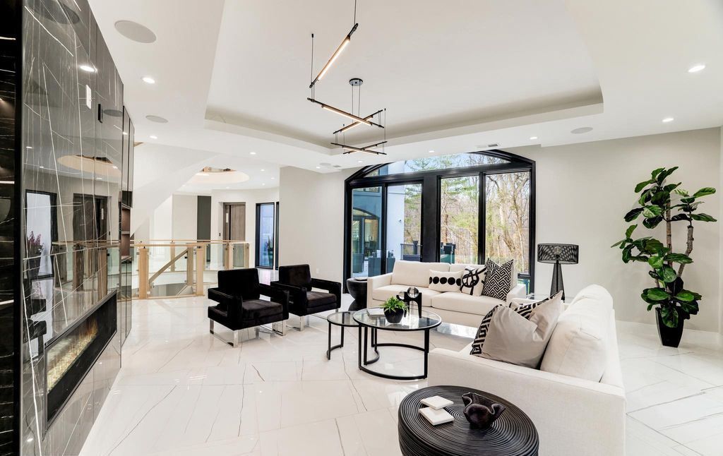 Architectural Gem in McLean Boasts Modern Majesty Seeks New Owner at 4.8 Million 16