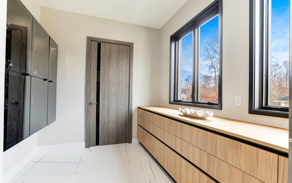 Architectural Gem in McLean Boasts Modern Majesty Seeks New Owner at 4.8 Million 25