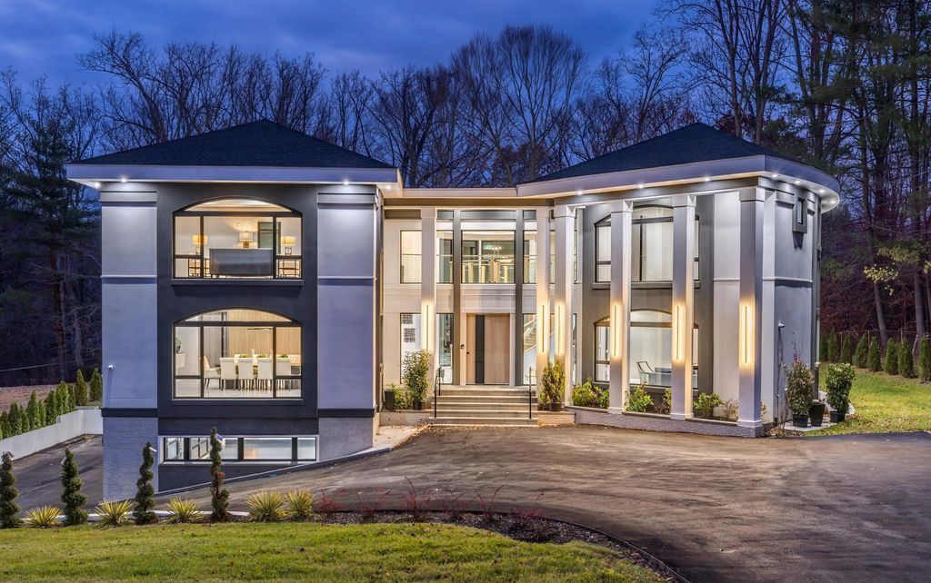 Architectural Gem in McLean Boasts Modern Majesty Seeks New Owner at 4.8 Million 4