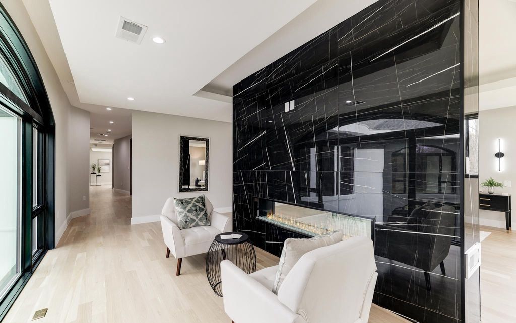 Architectural Gem in McLean Boasts Modern Majesty Seeks New Owner at 4.8 Million 44