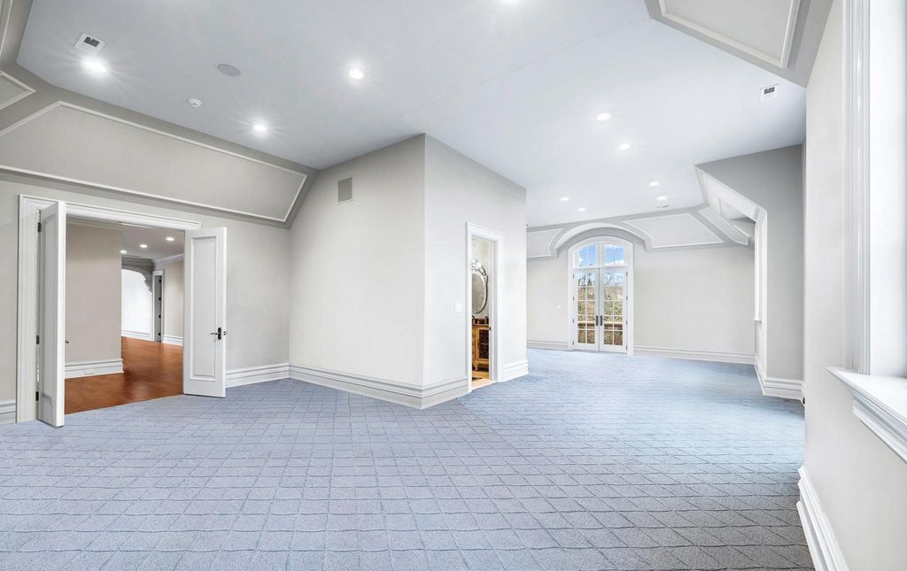 Award Winning Chateau in New Hope Pennsylvania Hits Market at 6.499 Million Offering Unparalleled Opulence 29