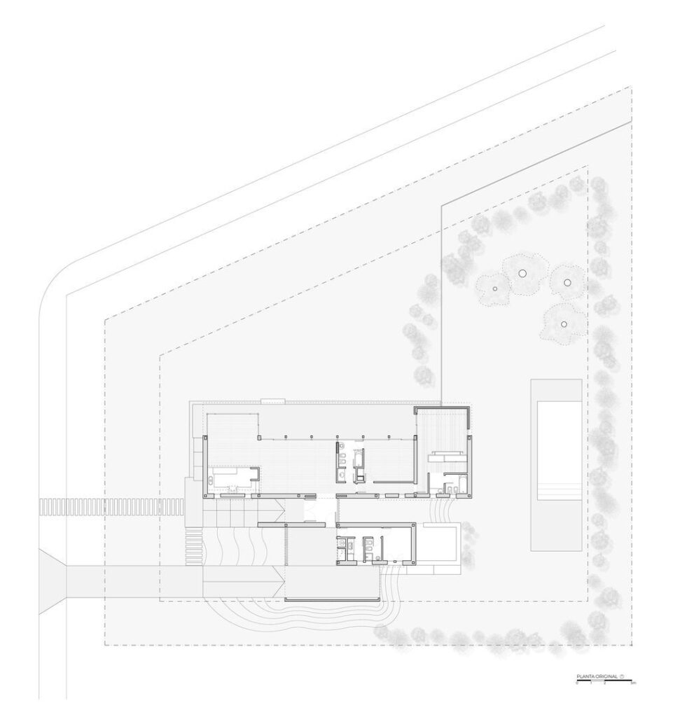 CR House, architectural dialogue with elegance purpose by Estudio Aloras