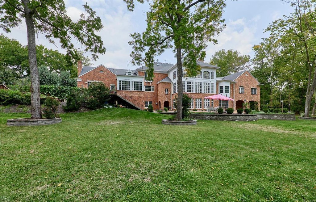 Elite Entertainment and Cozy Comfort St. Louis Missouri Home on the Market for 3.25 Million 3