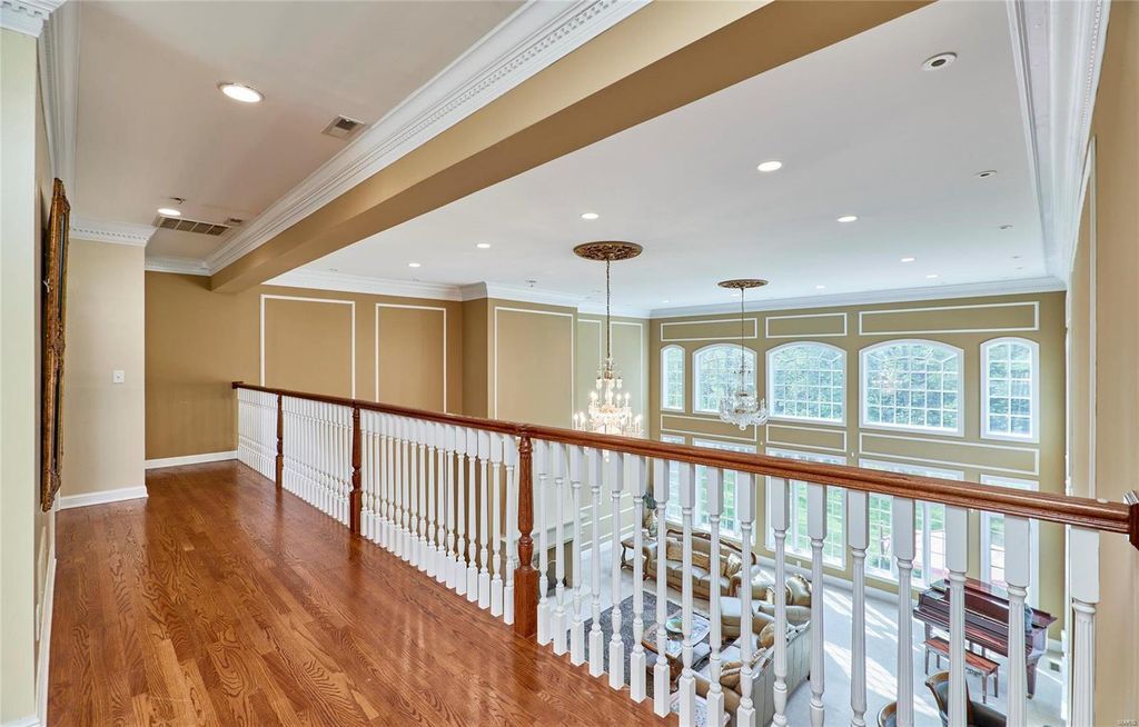Elite Entertainment and Cozy Comfort St. Louis Missouri Home on the Market for 3.25 Million 30
