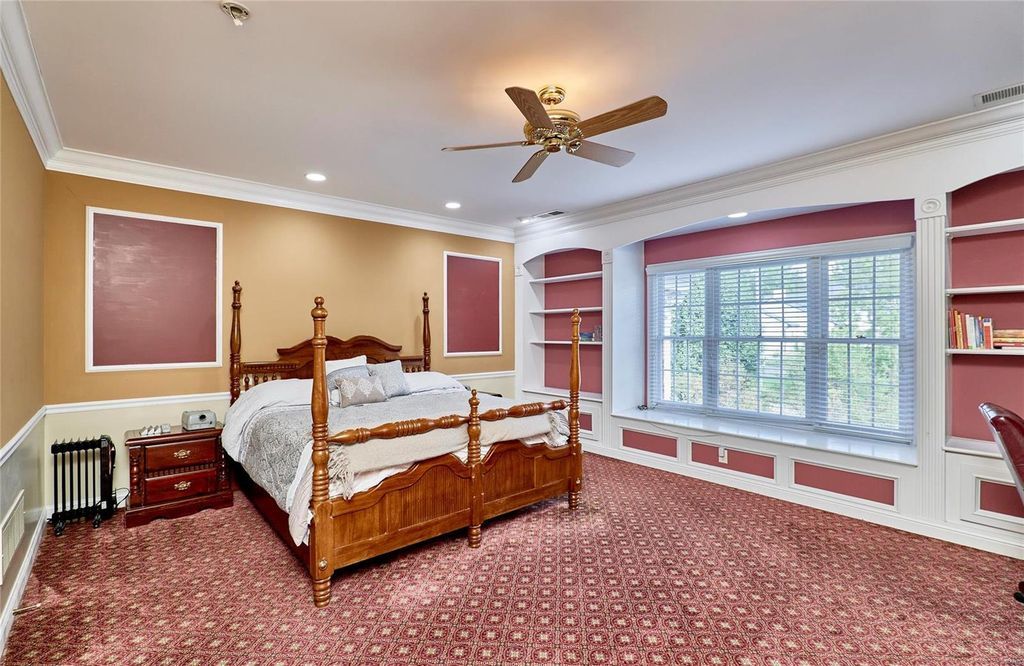 Elite Entertainment and Cozy Comfort St. Louis Missouri Home on the Market for 3.25 Million 34