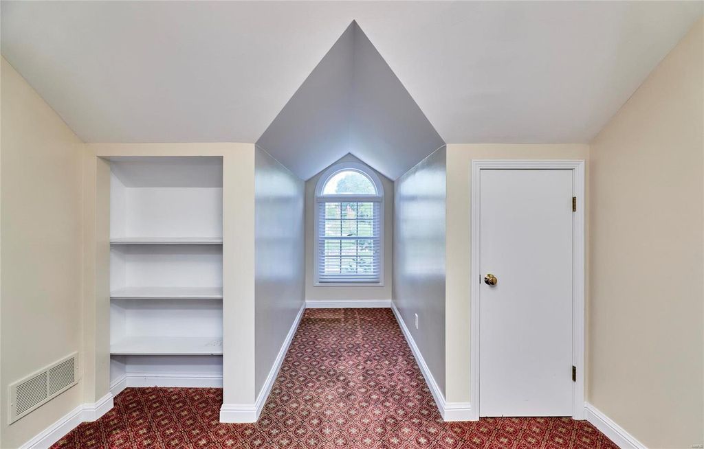 Elite Entertainment and Cozy Comfort St. Louis Missouri Home on the Market for 3.25 Million 38