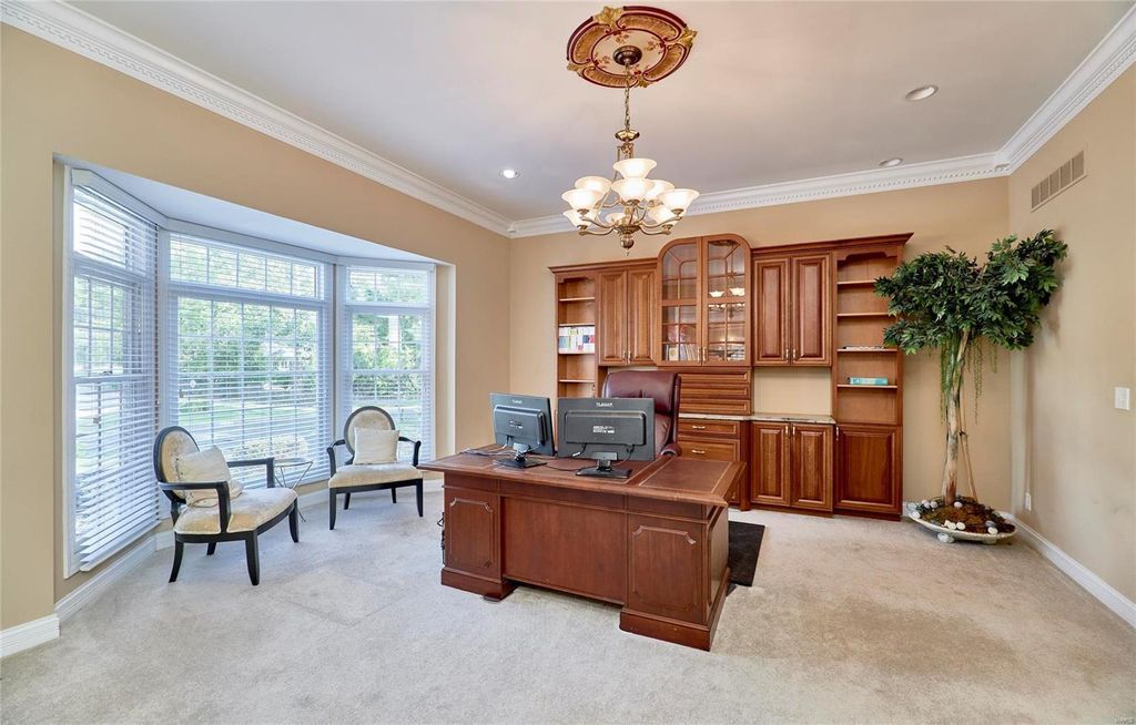 Elite Entertainment and Cozy Comfort St. Louis Missouri Home on the Market for 3.25 Million 5