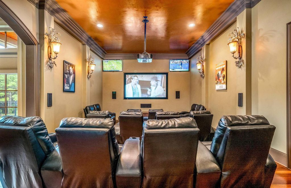 Enchanting Equestrian Retreat Gated 20 Acre Estate in Chelsea Alabama for 2299900 32