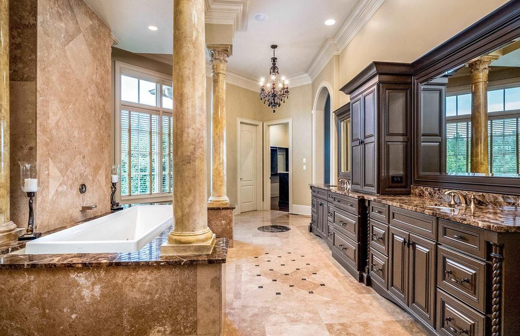 Enchanting Equestrian Retreat Gated 20 Acre Estate in Chelsea Alabama for 2299900 35
