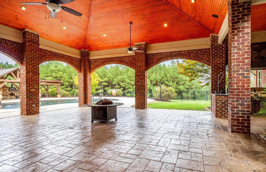 Enchanting Equestrian Retreat Gated 20 Acre Estate in Chelsea Alabama for 2299900 47