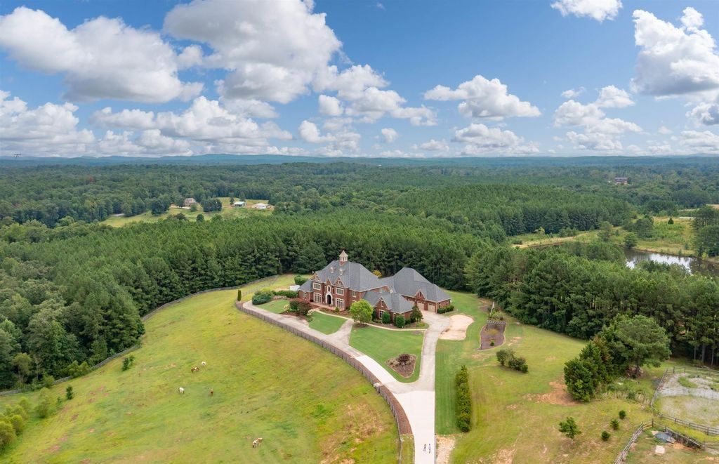 Enchanting Equestrian Retreat Gated 20 Acre Estate in Chelsea Alabama for 2299900 53